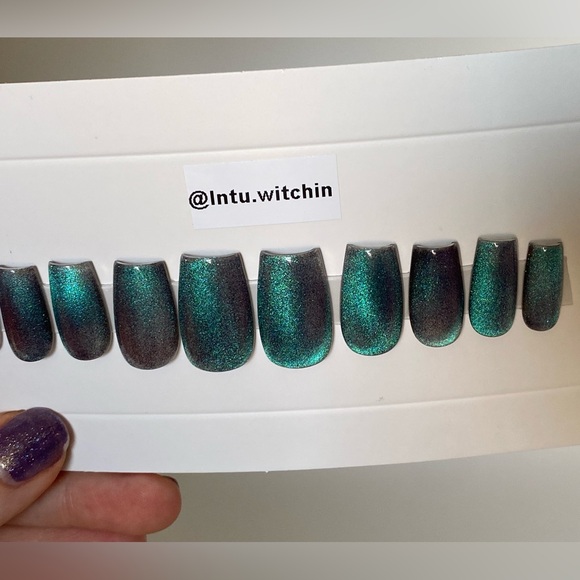 Handmade press on nails, 20 pc, blue magnetic gel - Picture 10 of 13